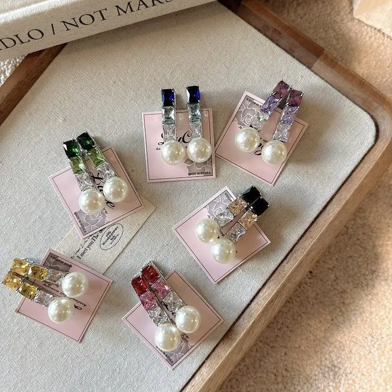 presilha-de-cabelo-bico-de-pato-elegante-com-diamantes-brilhantes-acessorio-versatil-para-meninas-grampos-laterais-modernos-para-cabelo