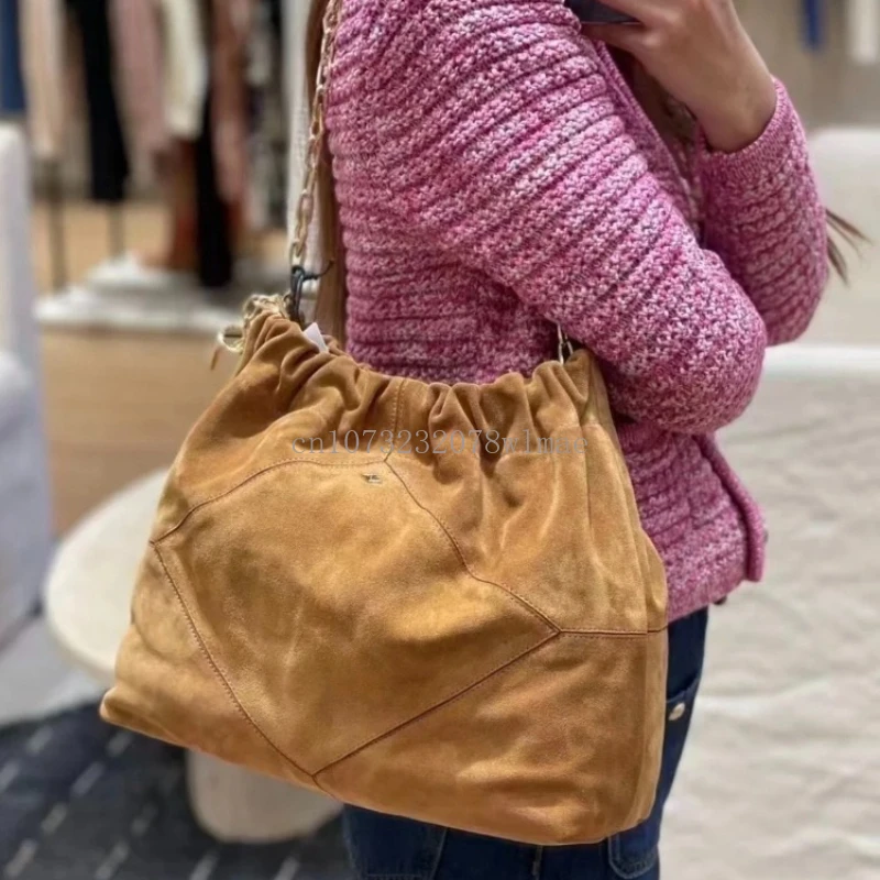 

New Luxury Designer Handbag Suede Fleece Women Chain Shoulder Bag Pu Leather Fashion Casual Pleatd Hobo Bag Commuter Bucket Bags