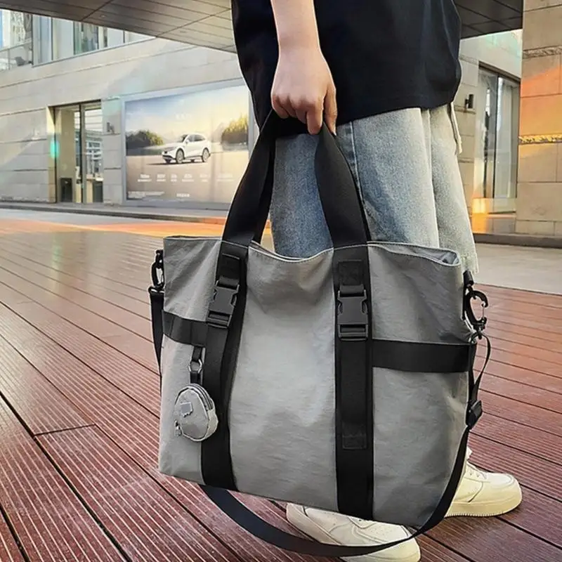 

X5XA Large Capacity Casual Crossbody Bag Practical Nylon Lightweight Design Multiple Compartments