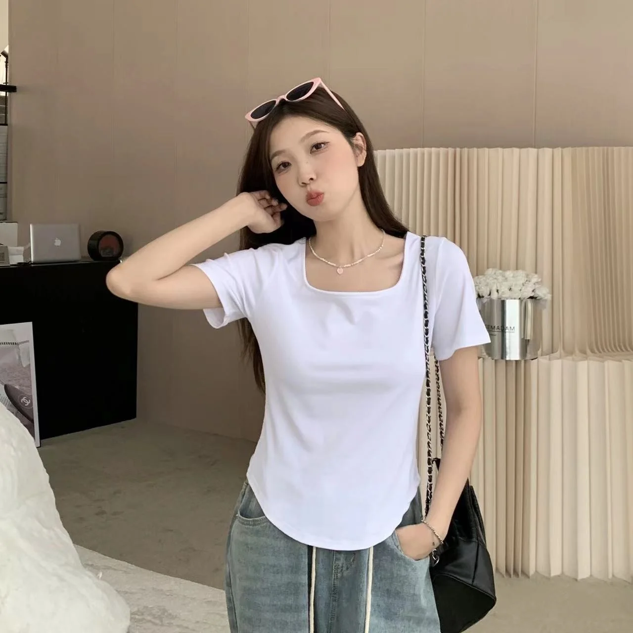 Plus Size Fat Girl Belly Covering Slimming Chic Lady Sweet Shoulder Square Collar T-shirt Women 2024 Summer New Western Sle Top