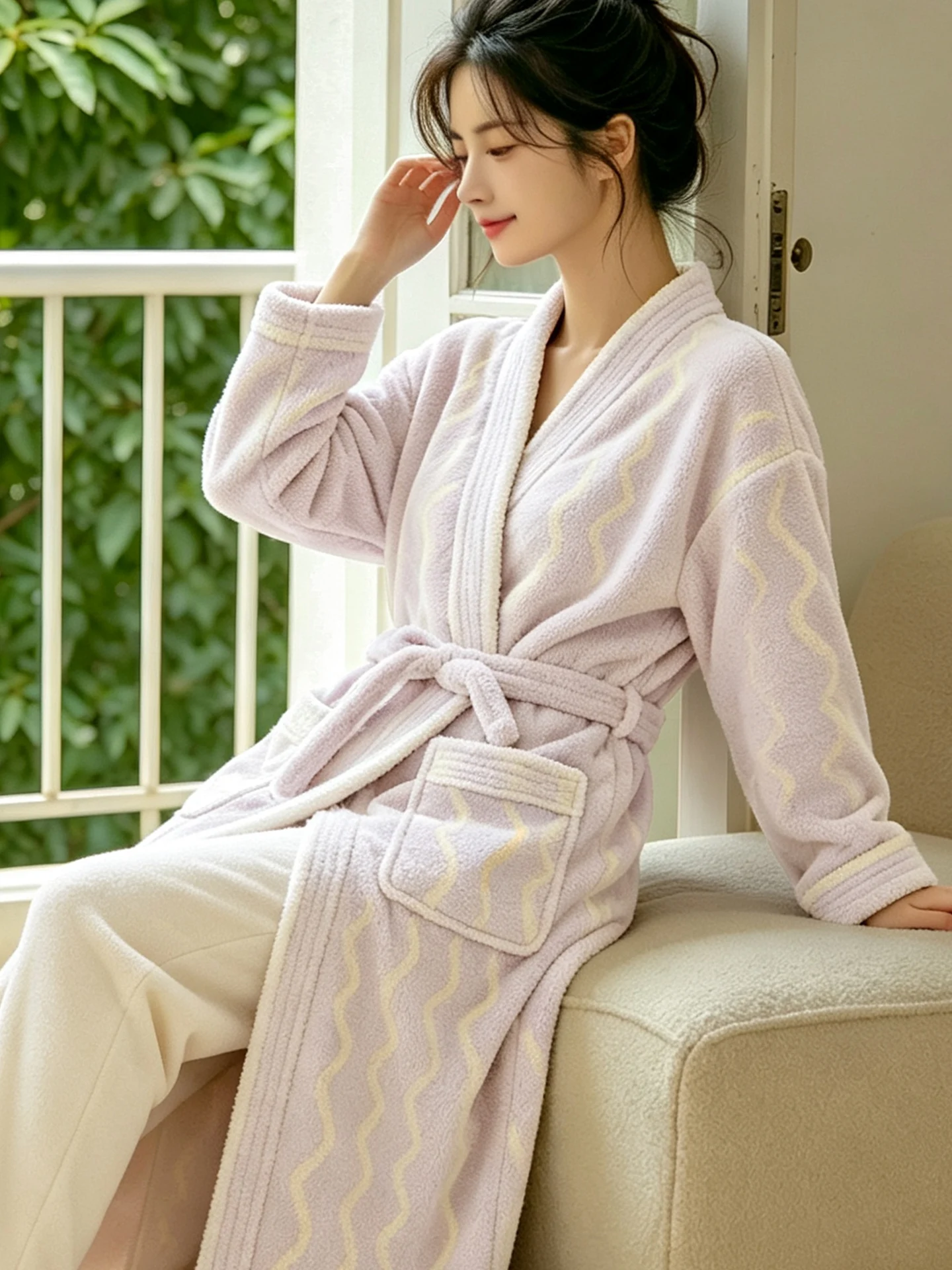 thickened-coral-fleece-robe-women's-long-style-belted-home-clothes-anti-static-autumn-winter-sleepwear-polyester-fabric