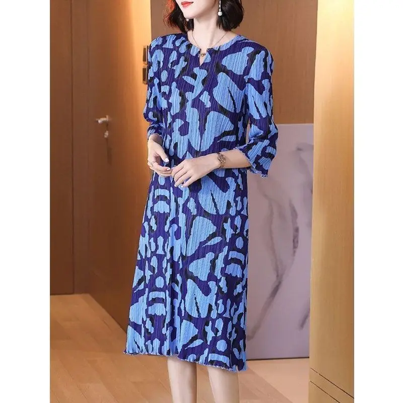 

Casual high-end pleated autumn women dress 2023 o neck temperament one-piece dress Western style mid length dress female tops