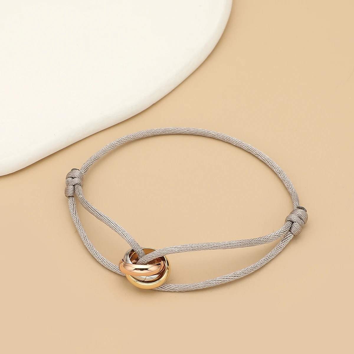 2026 Trendiges Armband 3-Farben-Metallschnalle Handkette Verstellbar für Damen und Herren Schwarzes Seilarmband für Damen Schmuck Partygeschenke – Detail 9