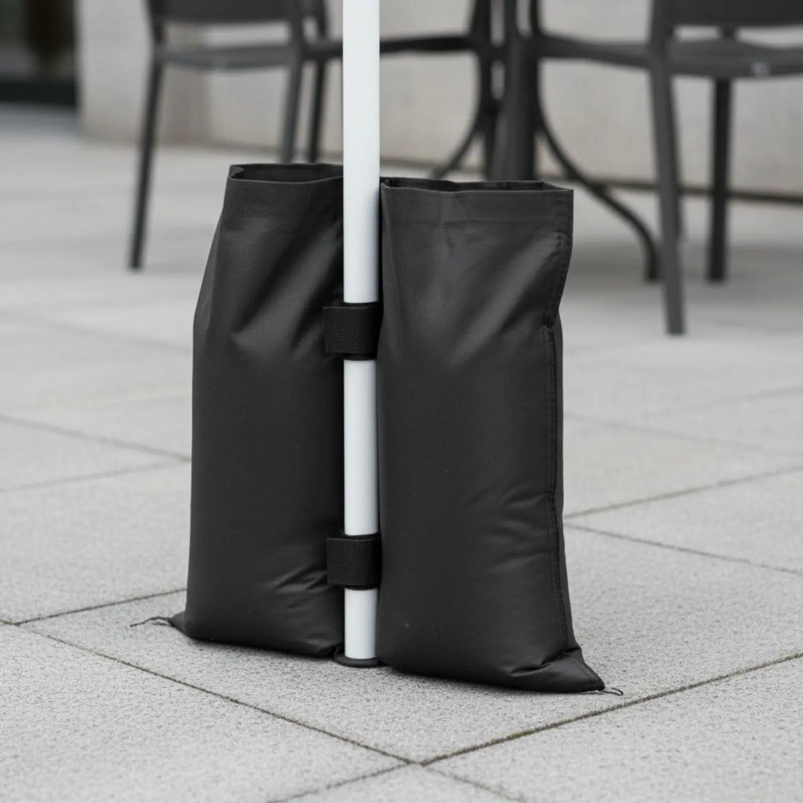 Bolsa de peso para sombrilla, gazebo y tienda – Resistente al viento - imagen 4