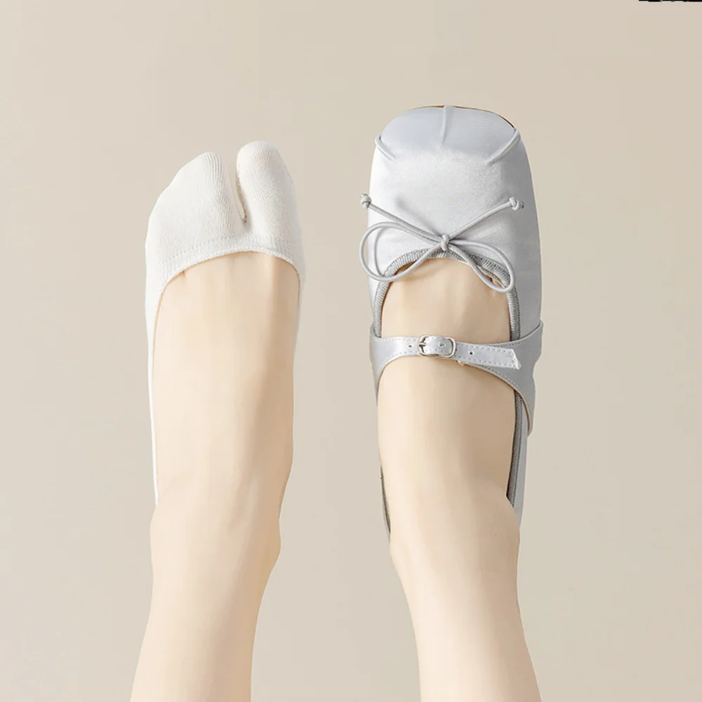 Casual Cotton Invisible Tabi Socks Thin Elastic Non-slip Two Toe Socks Clog Hosiery Low Cut Separate Toe Boat Sock Summer