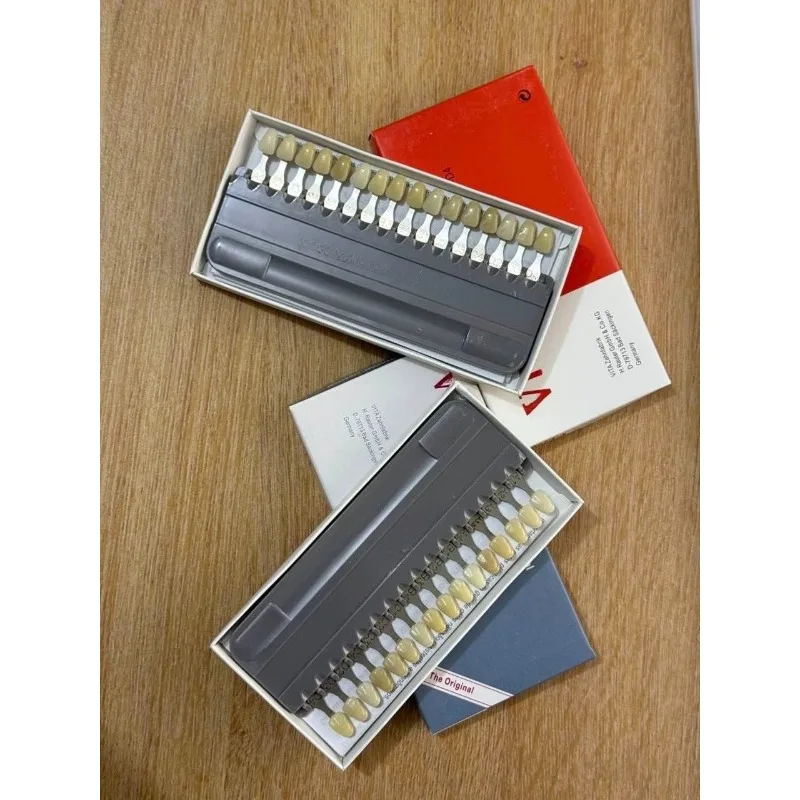 

Dentistry 16 Color Teeth Color Palette A1-D4 3D High-quality Resin High Temperature Sterilization Whitening Polishing Kit