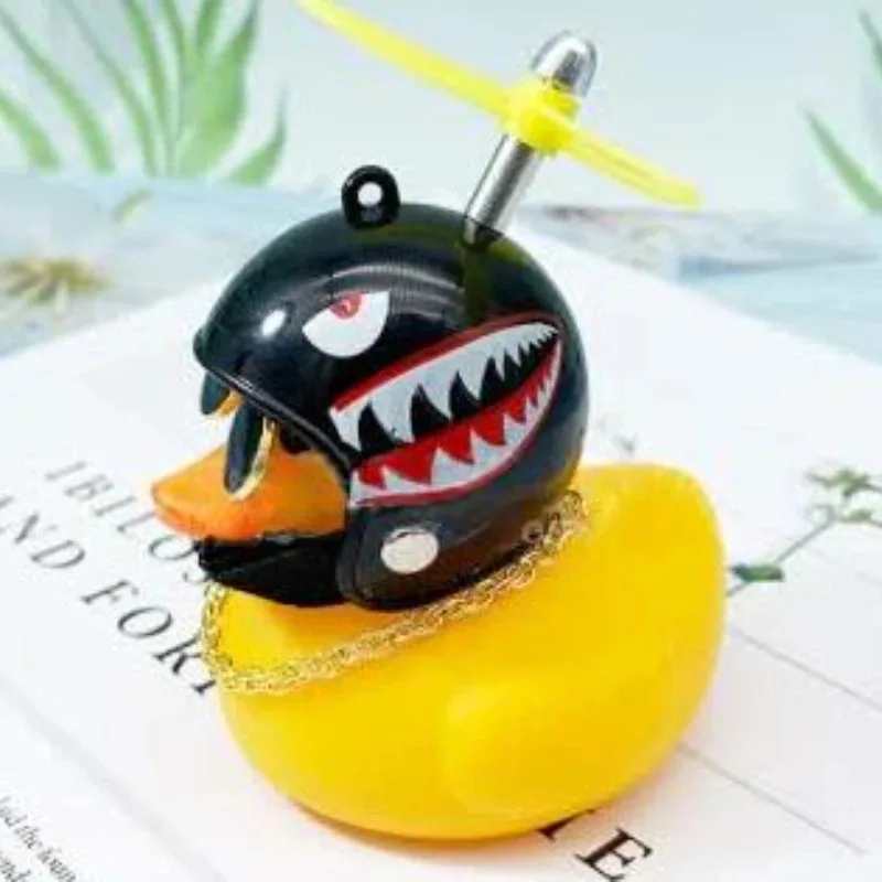 Capacete de animal de pato estridente de bicicleta e pato de borracha de bicicleta com hélices estridentes, decoração de painel de carro de bicicleta
