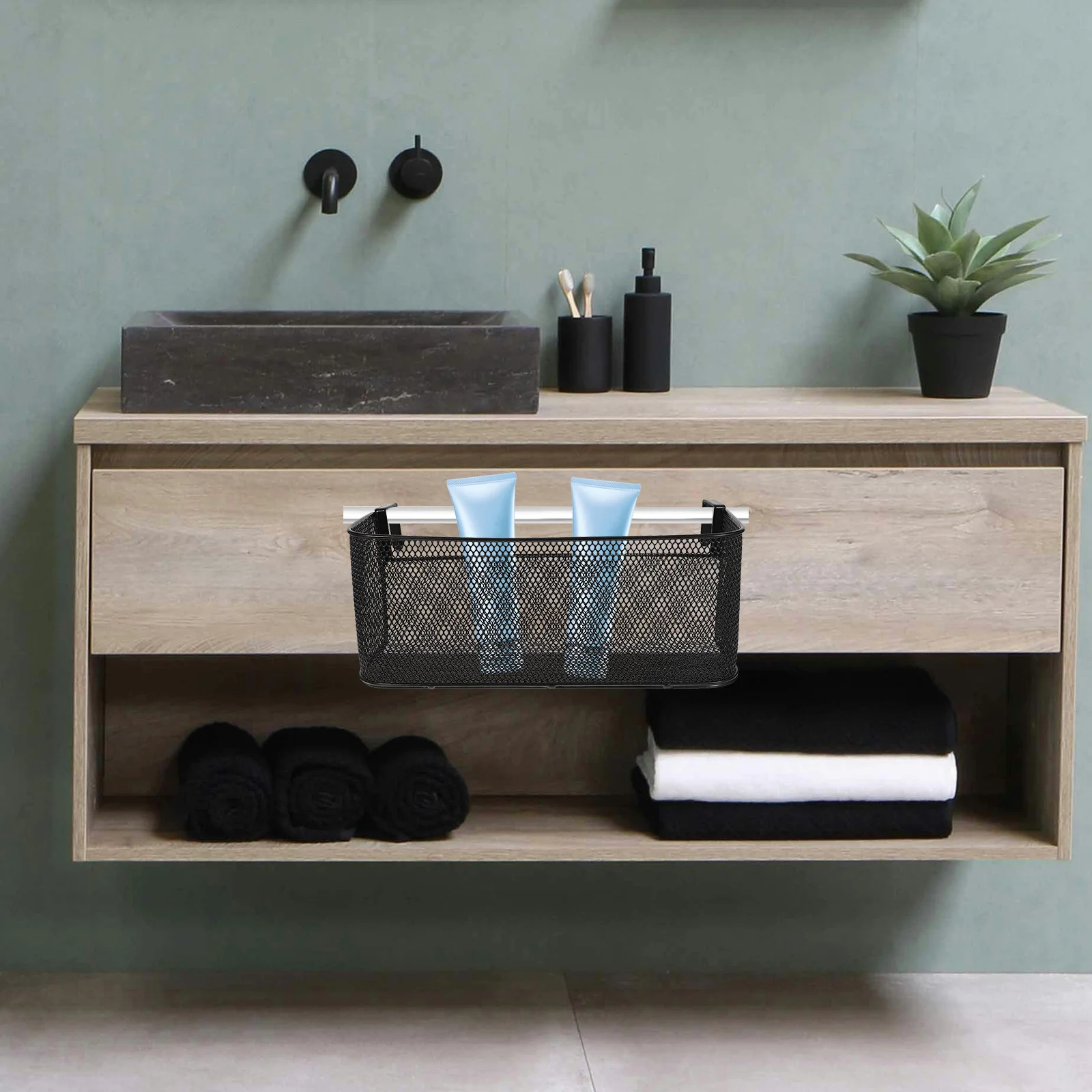 

Metal Wire Mesh Hanging Storage Basket Bathroom Bedroom Large Capacity Cosmetics Toiletries Organizer Decorative Storage Basket