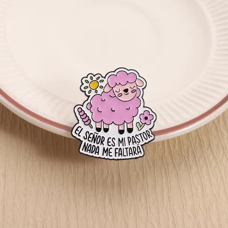FTCY The Lord Is My Shepherd Enamel Brooch Bible Verse Spanish Quote Brooch Lapel Badge Jewelry Gift for Friends