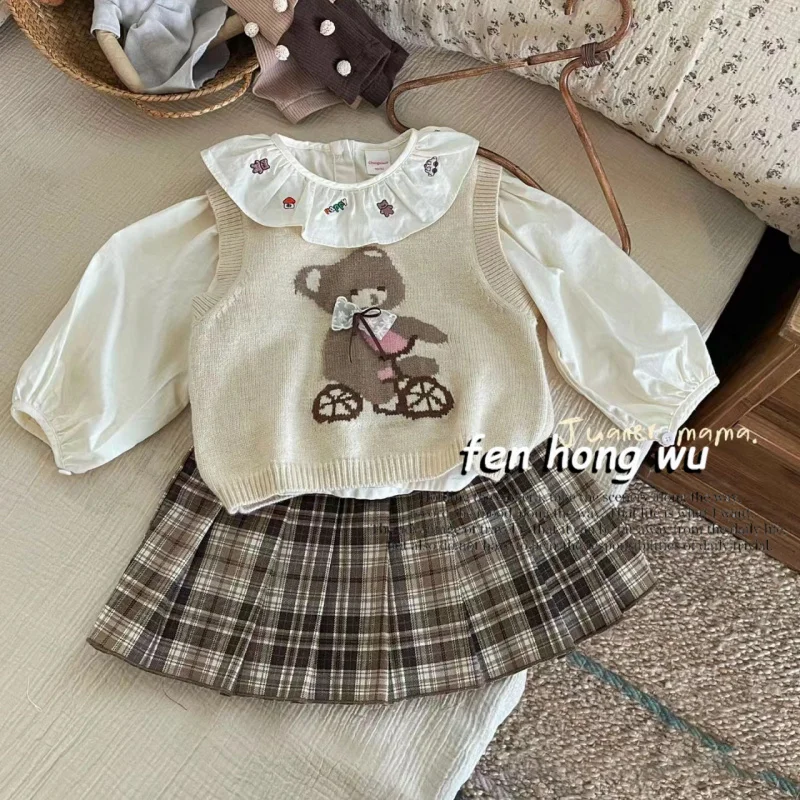 

【Autumn three-piece suit】2024Bear Sweater Vest Embroidered Lace Collar Shirt Pleated Skirt Suit College Style