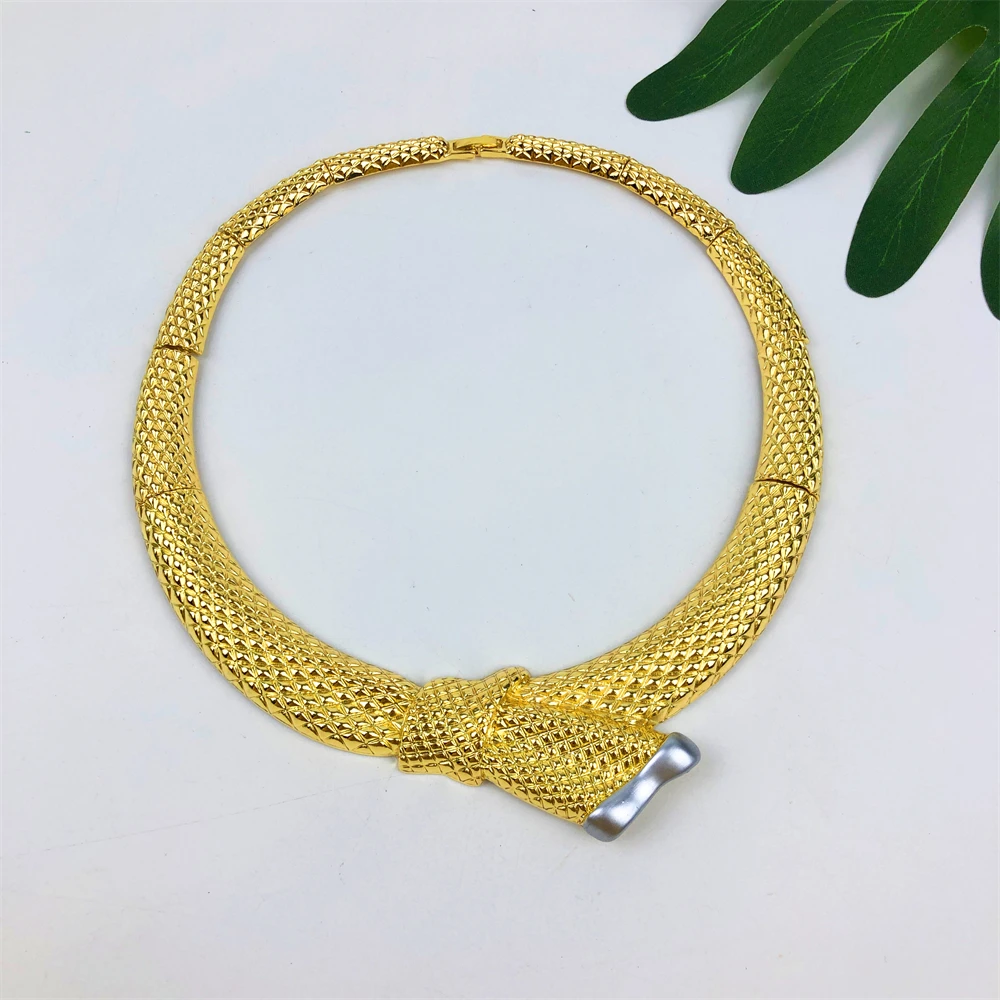 ESALE Fashion Dubai Gold Plated Women Jewelry Italian Design Style Big Necklace Banquet Festive Earrings Ring Accessories