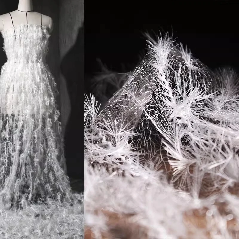 タッセル-フェザー-チュール--白い透けるイレギュラーな透かし彫りレースフォーマルウェアデザイナー生地