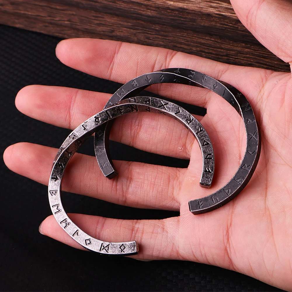 New Vintage Nordic Viking Rune Bracelet Men\'s Fashion Punk Creative Spiral Stainless Steel Viking Bracelet Jewelry Dropshipping