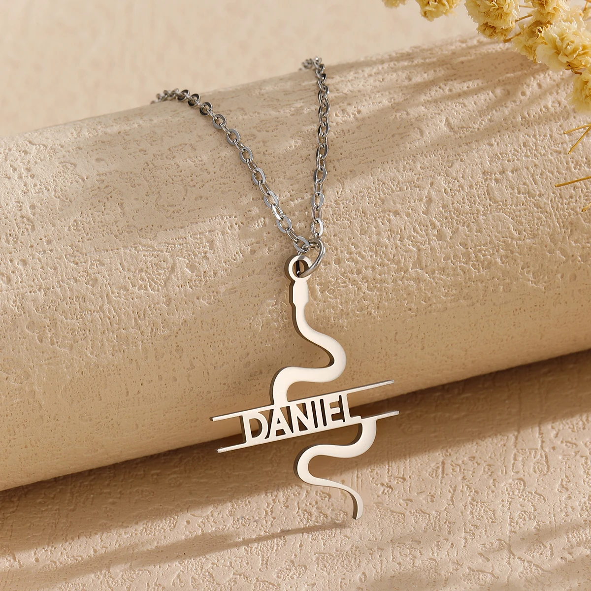 

Custom Snake Pendant Necklace for Women Simple Silver Color Chains Charms Choker Female New Fashion Punk Vintage jewelry Gift
