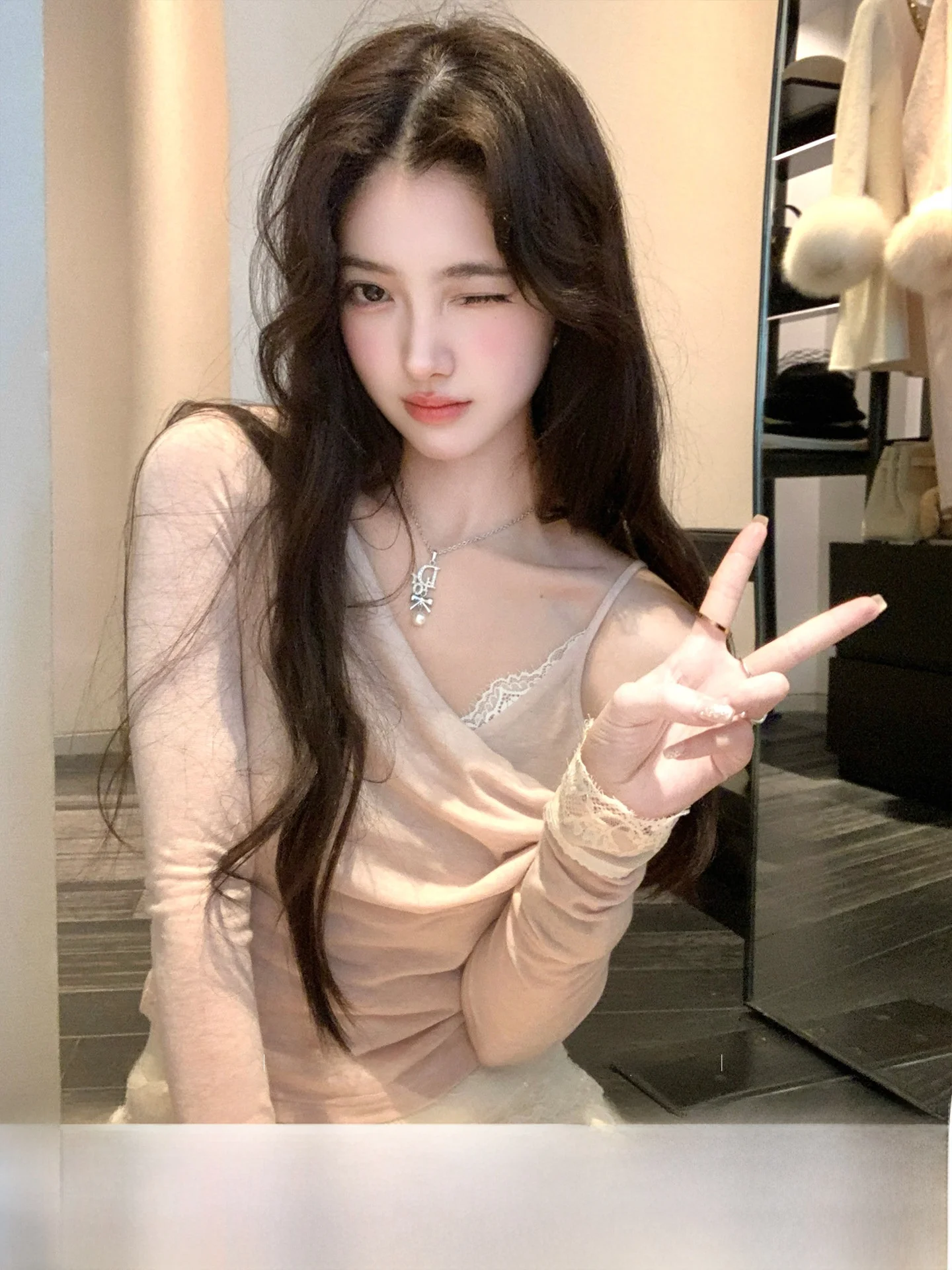 

Acaine Pink Lace Long Sve Knitted Base irt Women's Winter Inner Wear Layering Top Loose Sle Cotton Wool Blend Skin-fri...