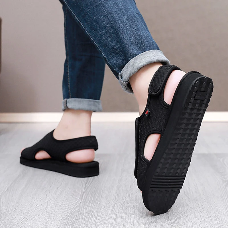 Adjustable wide shoes for the elderly, unisex and breathable shoes, suitable for men and women with diabetes, swollen thumbs