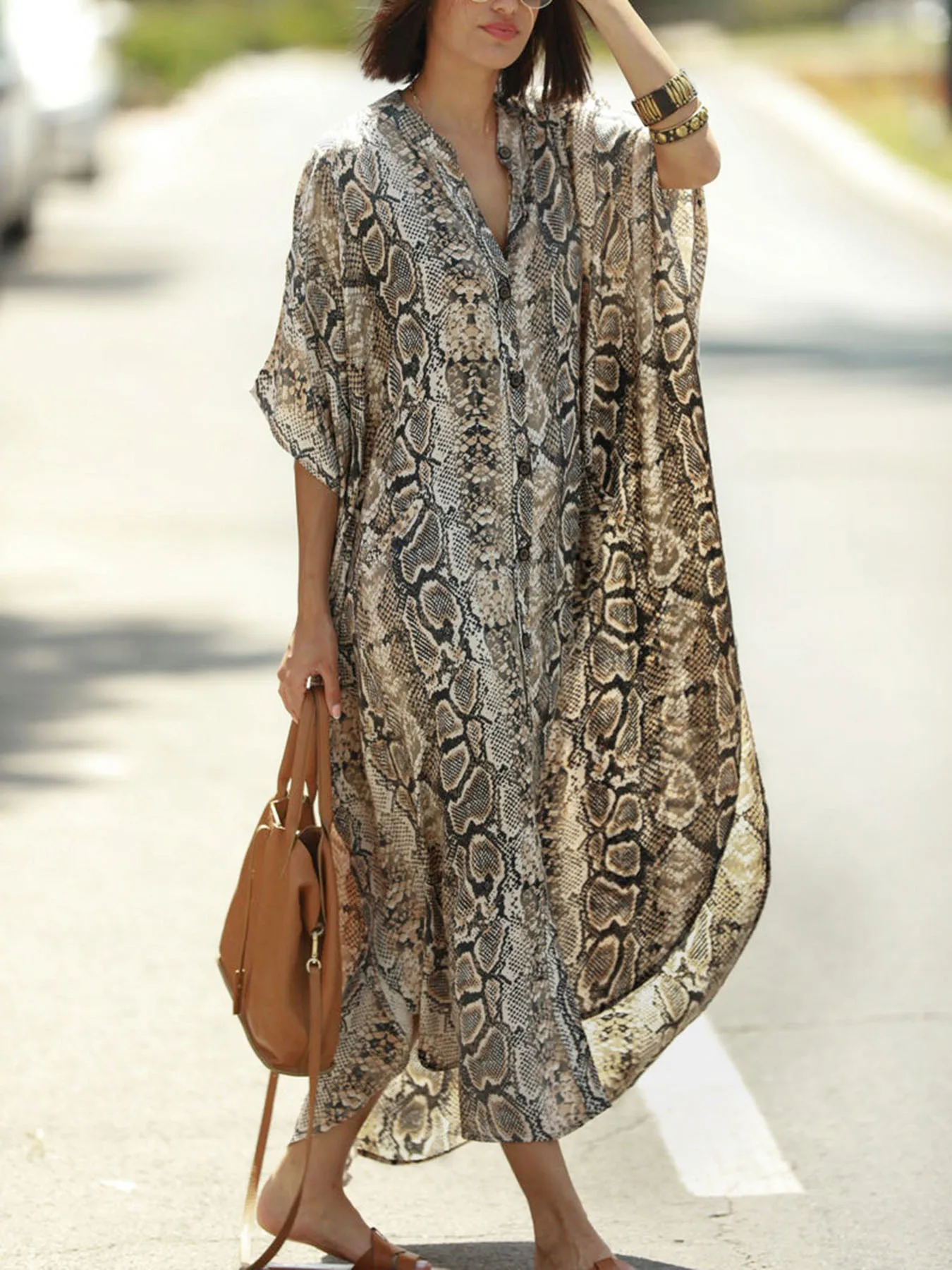 غطاء شاطئ بطباعة بوهيمية |   عباءة قفطان بتصميم قميص بأزرار أمامية - مثالية لعطلات المنتجعات والبيكيني