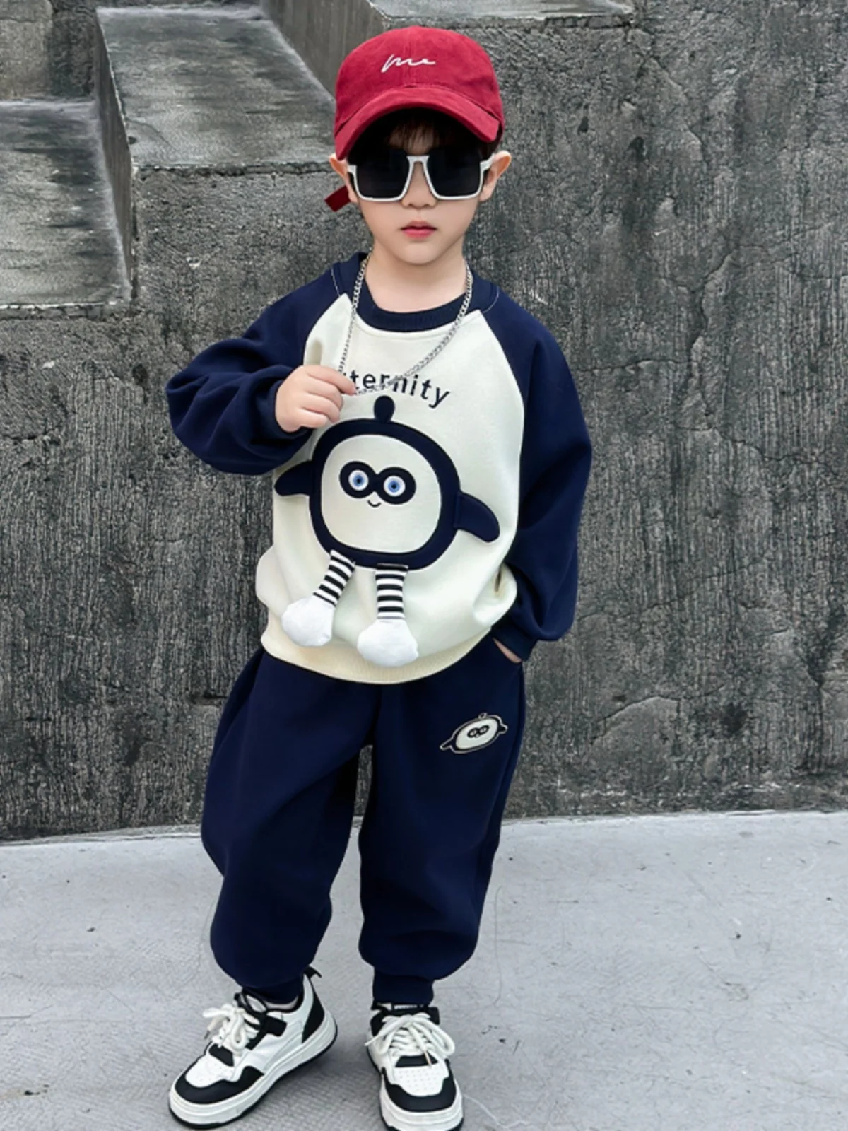 

Комплект спортивной одежды Cool Street Sle для мальчиков, повседневный комплект из двух предметов для детей среднего и маленького возраста, весенне-осенний модный свитер...