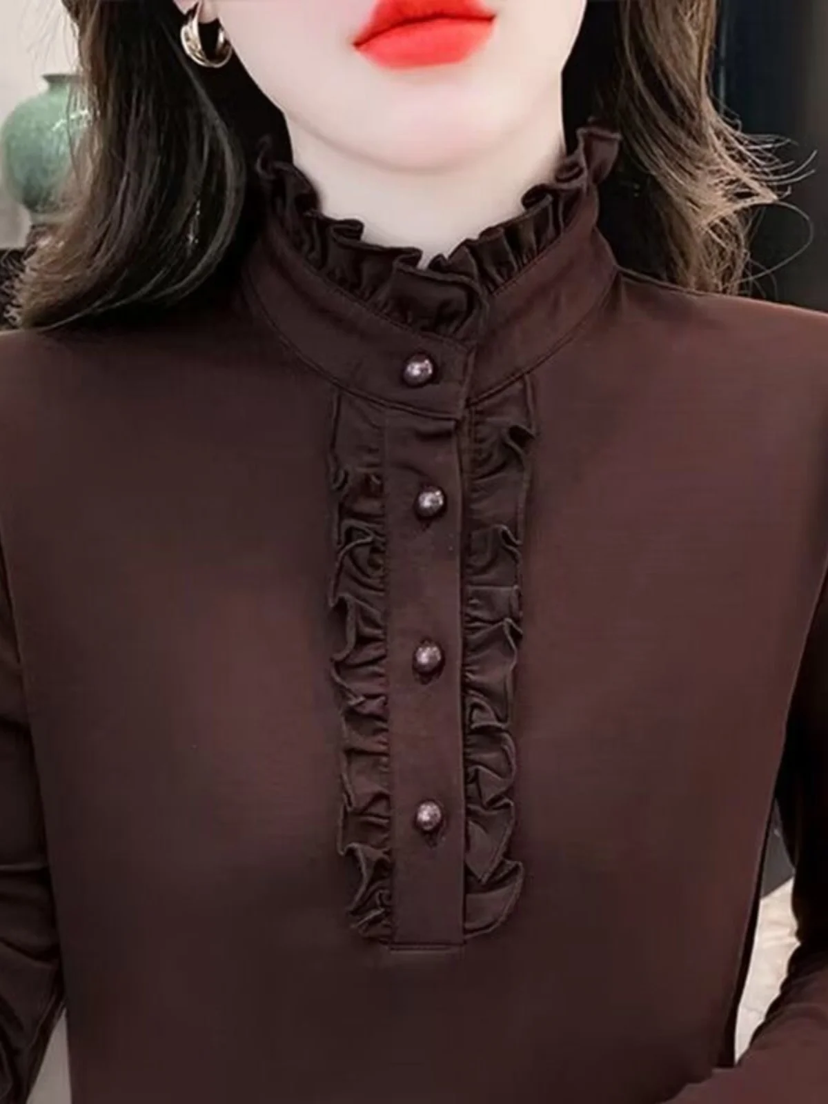 เสื้อผู้หญิงแบบมีซับใน คอตั้ง ทรงพอดีตัว ใส่เป็นเสื้อตัวในได้ เหมาะสำหรับฤดูใบไม้ร่วงและฤดูหนาว ให้ความอบอุ่น สวมใส่สบาย สไตล์ลำลอง สีพื้น แขนยาว