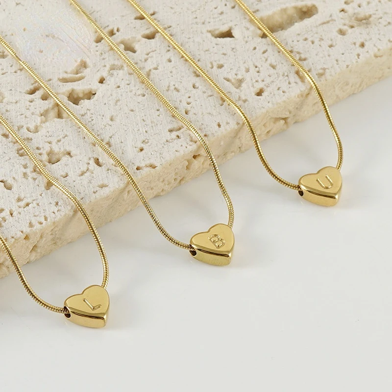 女性のためのステンレス鋼のハートのネックレス,小さい,金メッキ,A-Z文字,スネーク,チョーカー,チャーム,ジュエリー