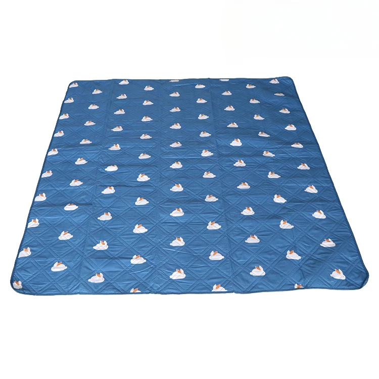 

New Ultrasonic Composite Picnic Mat with Thickened Matte and Moisture-proof Camping Mat Outdoor Waterproof Beach Picnic Mat