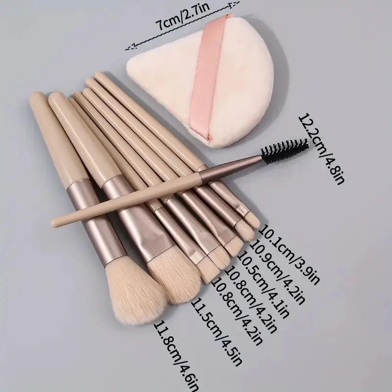 8 mini brosses + bouffée de velours double face |   Pour poudre/blush/fard à paupières/Mascara |   Idéal pour les voyages | Parfait pour le maquillage en déplacement