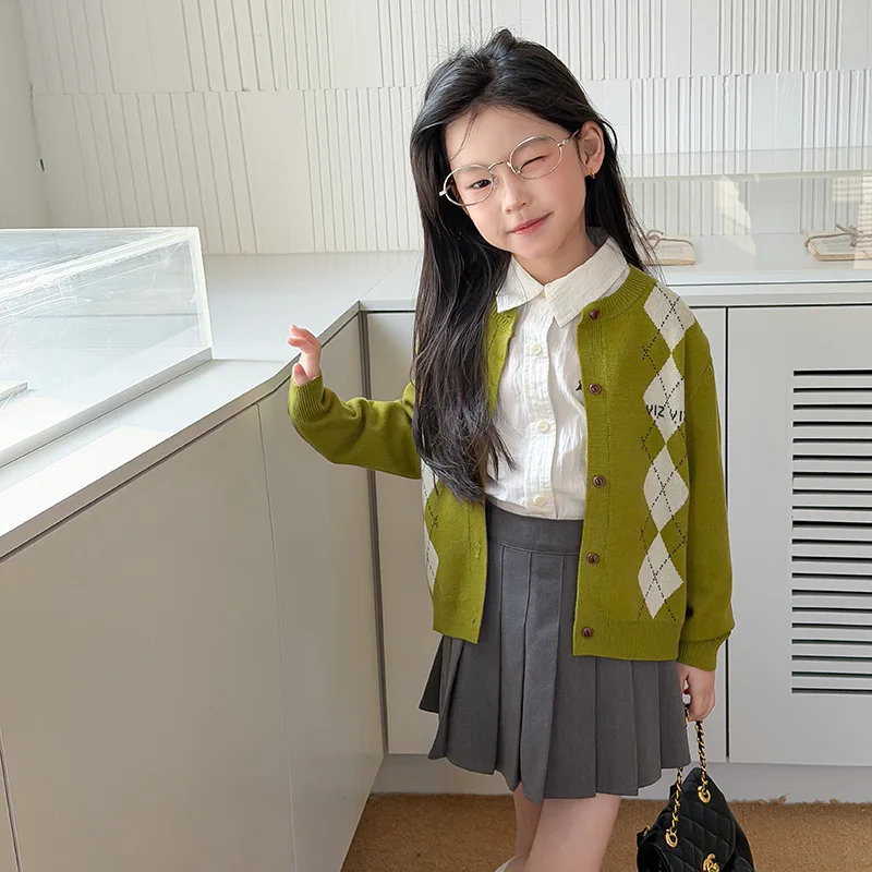 roupas-infantis-para-meninas-sueter-estilo-escolar-casual-elegante-estilo-coreano-solto-e-fashion-cardiga-tricotado-simples-para-criancas