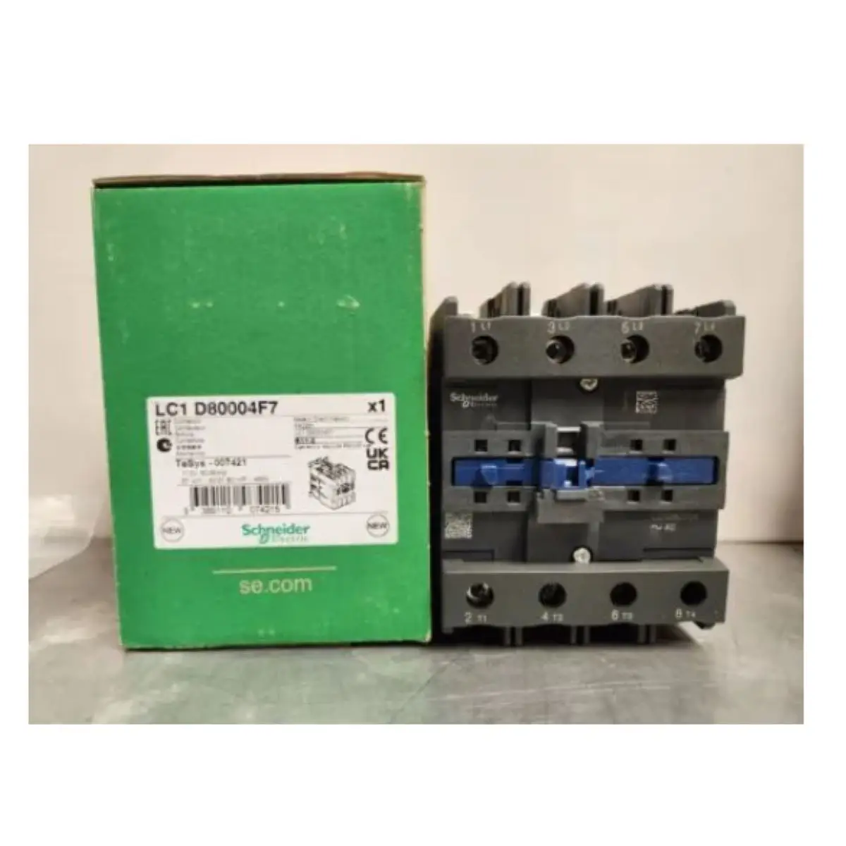 

Контактор LC1D80004F7 — 4P (4 НО) — AC-1 — = 440 В 125 А — катушка 110 В переменного тока 50/60 Гц