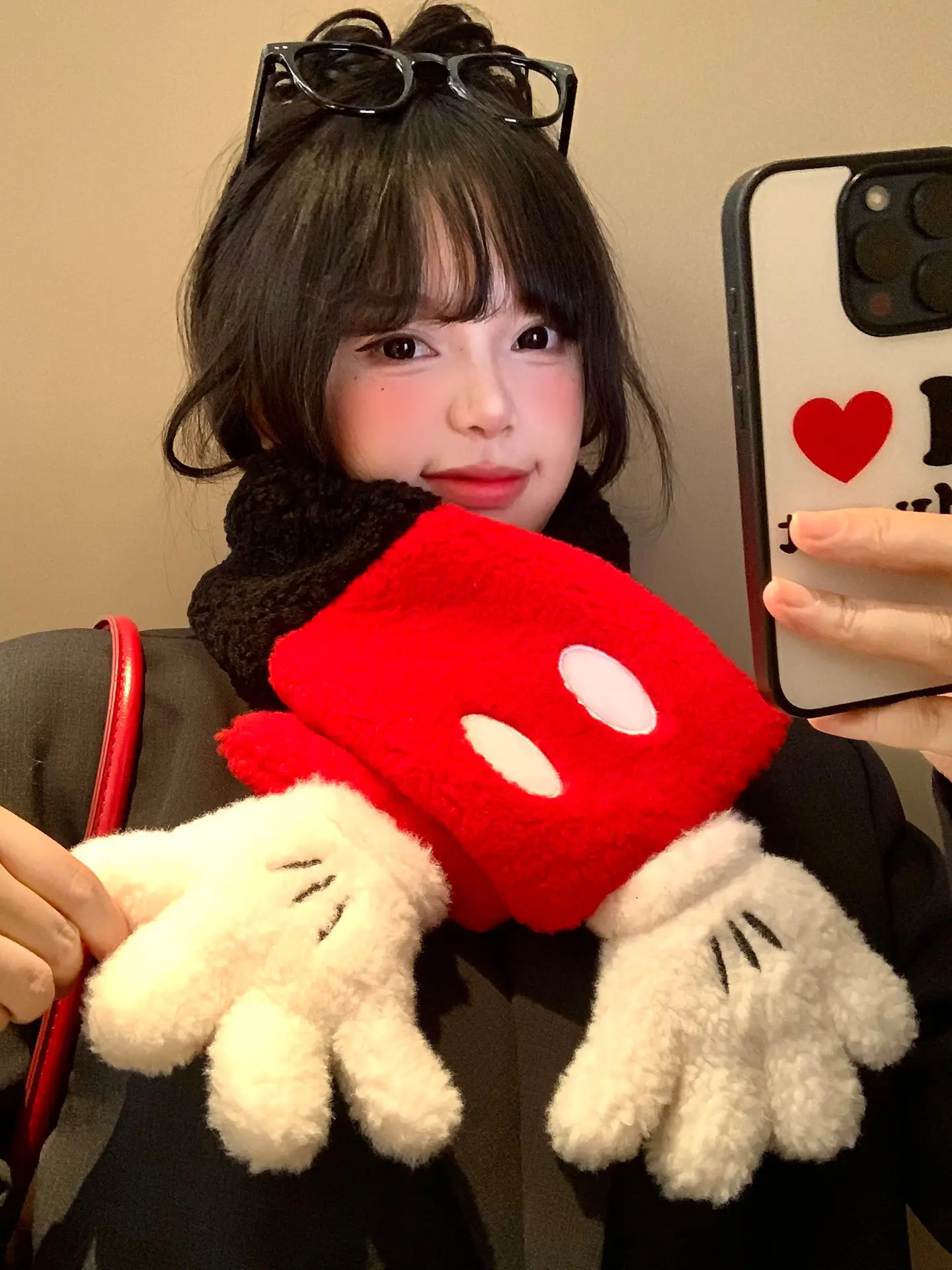 

Плюшевый шарф Disney с Микки Маусом для женщин, зимний, с флисовой подкладкой, для защиты от холода, милый, для защиты шеи, согревающий шарф-воротник