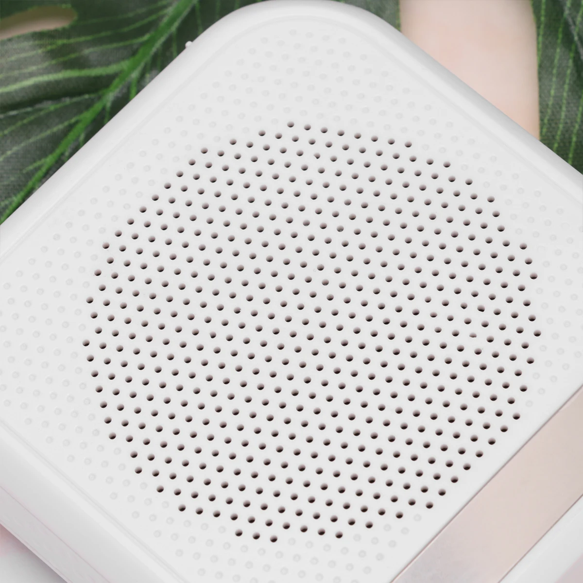 

1pc Portable Voice Amplifier Sound Speaker Adjustable Microphone For Teaching Coaching Tour Guide Black Team Sports