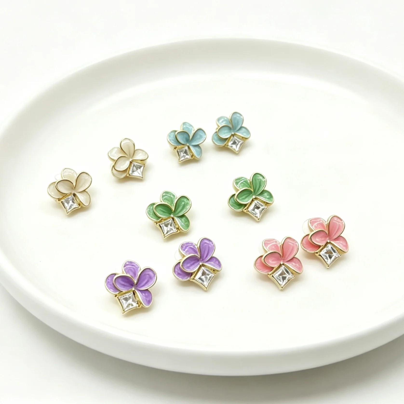 New Blue Purple Pink Petal CZ Crystal Stud Earring for Women Temperament Design Trend Simple Cute LOVE Wedding Jewelry Girl Gift