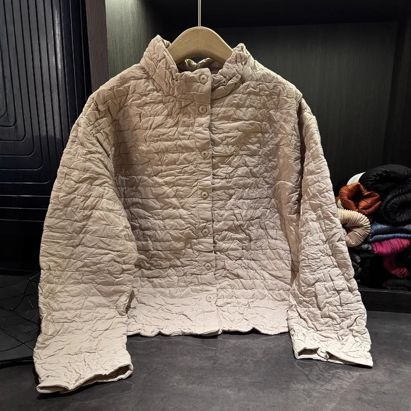 Miyake Pleated Jacket Design Sense Pure Color Simple Stand-up Collar Single-breasted Jacket 2025 Winter New Loose Thin Warm Tops