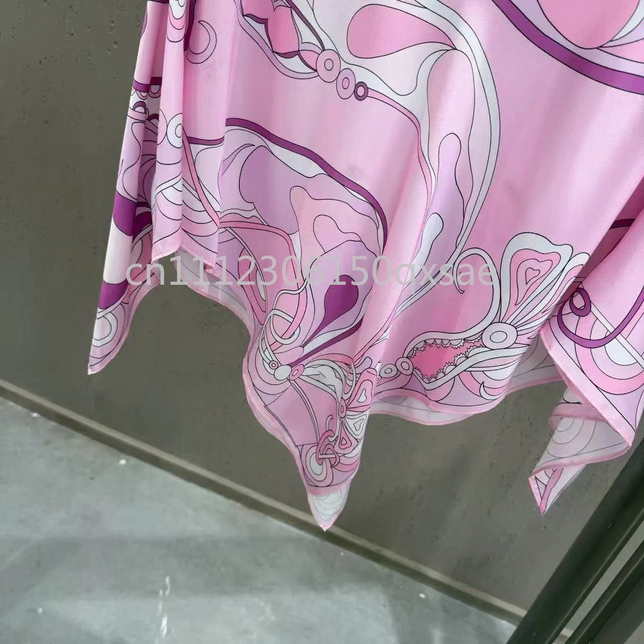 Classic Design Women's Pink Shorts Sets with Designer Signature Letter Logo Luxury Brand Women's Loose Cloaks Tops Sets view 4