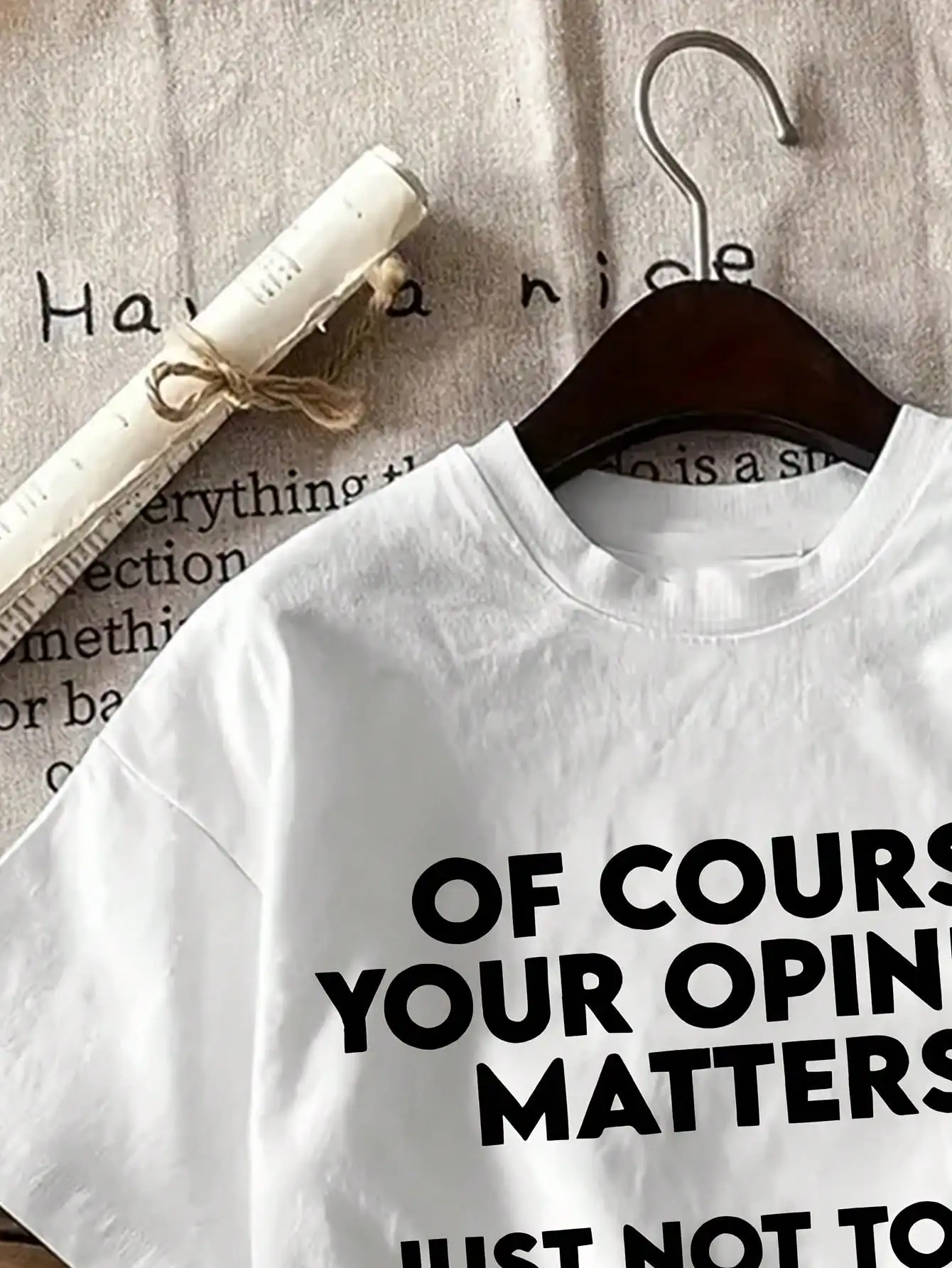 女性用の綿 100% カジュアル半袖 T シャツ、大胆な「もちろんあなたの意見は重要です。 私にはそうではありません。」 印刷