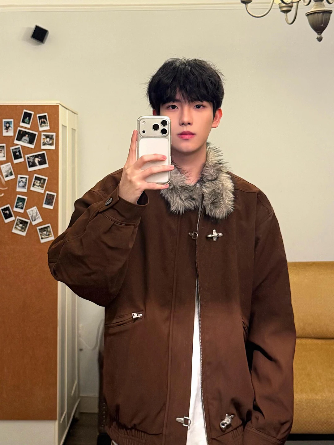 

Мужская зимняя куртка в американском стиле из утолщенного хлопка с меховым воротником, пуговицами-кнопками и эффектом премиум-класса, стильная верхняя одежда