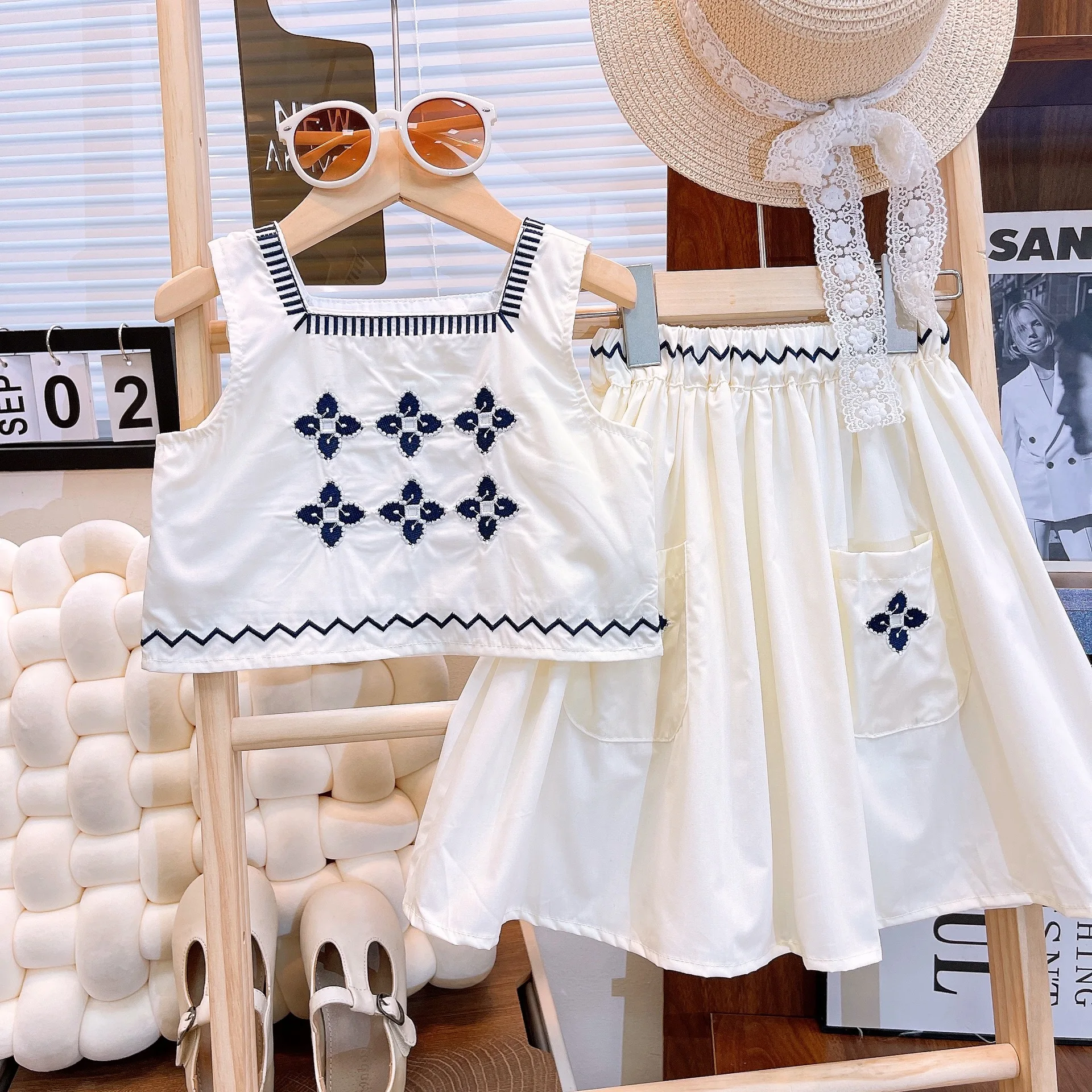 Girls Sets 2026 New Spring Summer 2Pcs Clothing Set Ethnic Style Embroidered Cami Top Kids Skirt Outfit