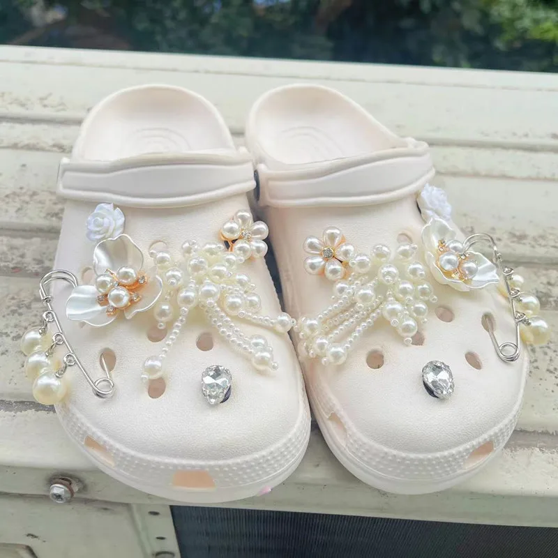 2024 New Shoe Charms for DIY glisten Flowers Diamond Detachable Decoration Buckle for Shoe Charm Accessories Girls Party Gift