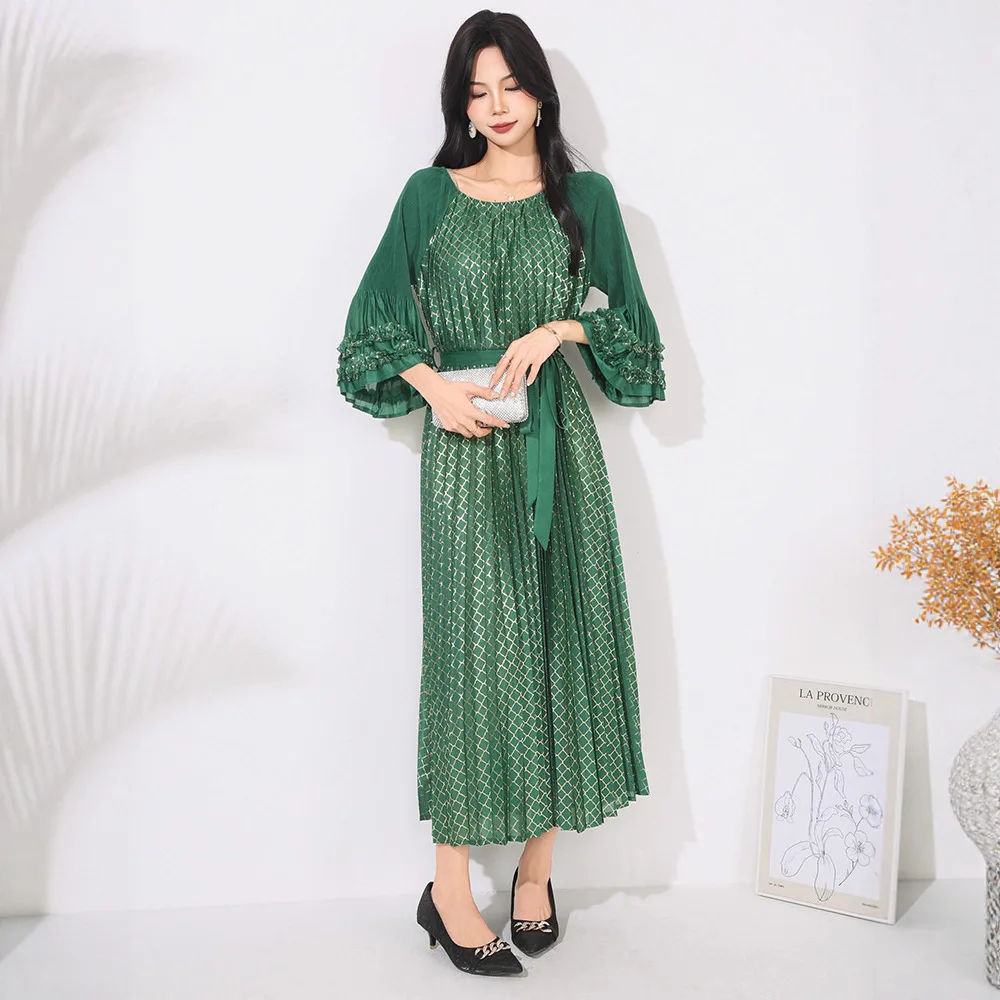 

Miyake Style Pleated Gold Stamping Dress with Long Sleeves Round Neck and Three-quarter Sleeves Loose Big Sway Dress for Women
