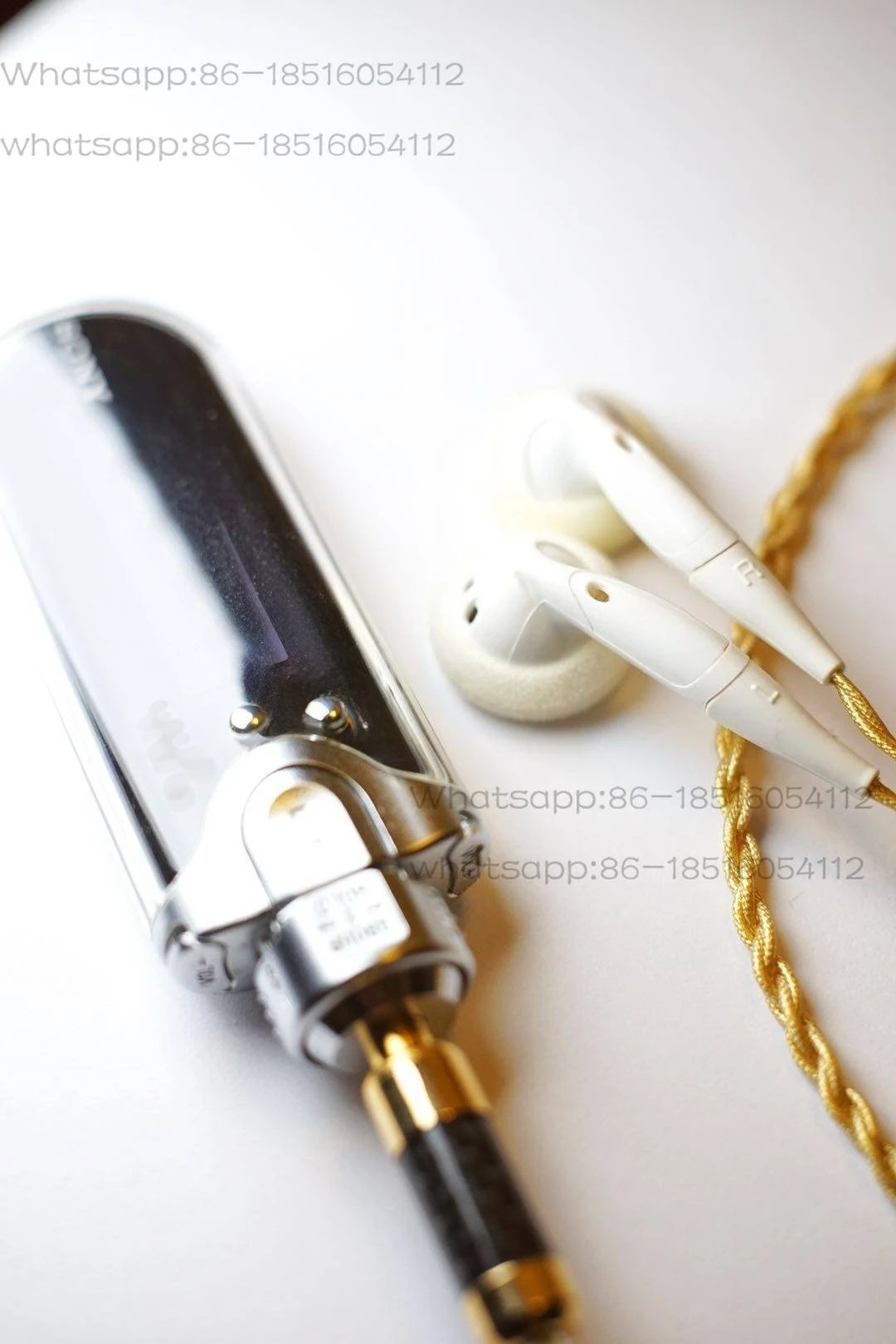 XB Flat Head Earplugs, Old Earplugs, Rich Intermediate Frequency Earphones