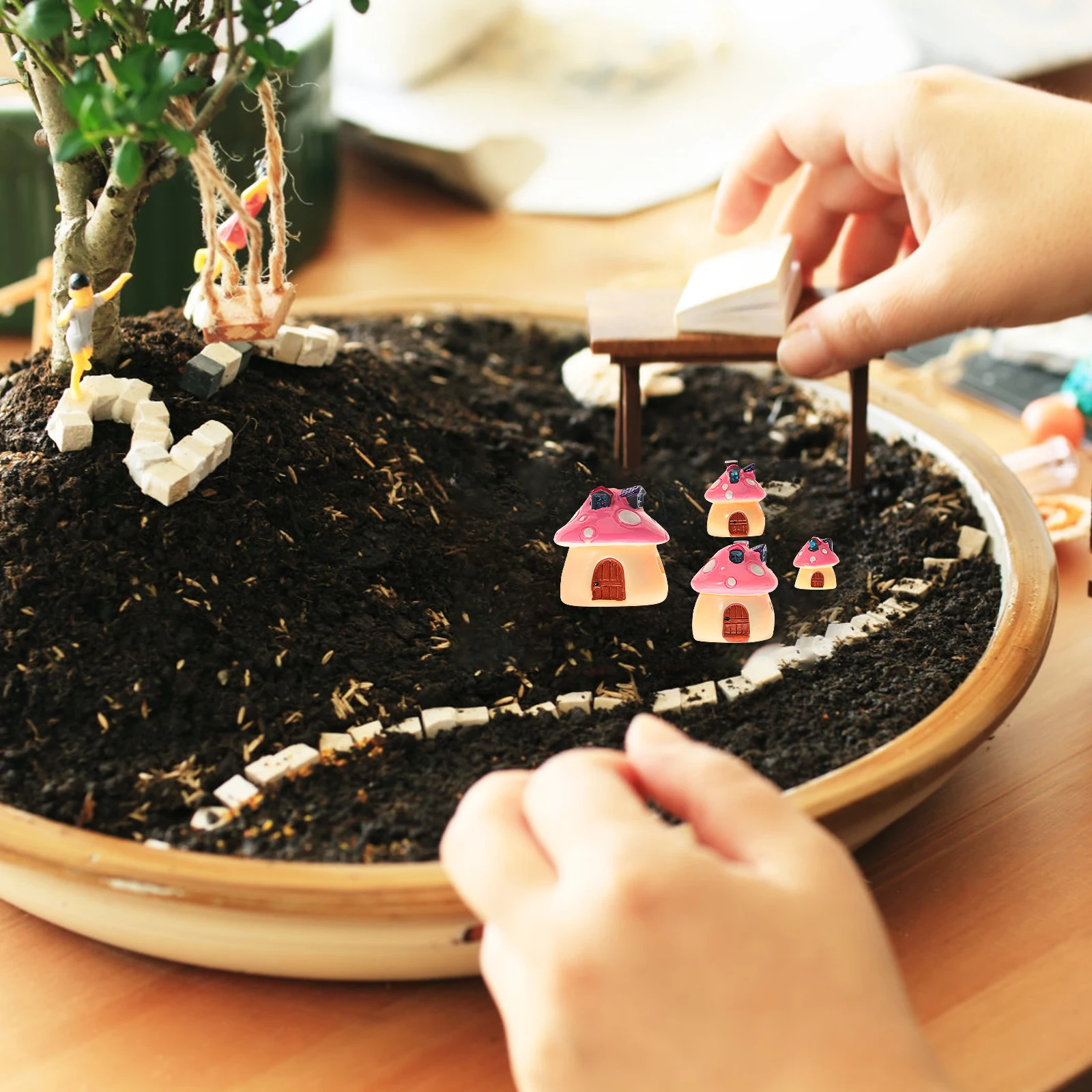 

4 Pcs Mushroom Decoration Moss Mikrolandschaft Garten Pilzhaus Glass Fine Workmanship Mini Pflanz Fake Pflanzen Shape