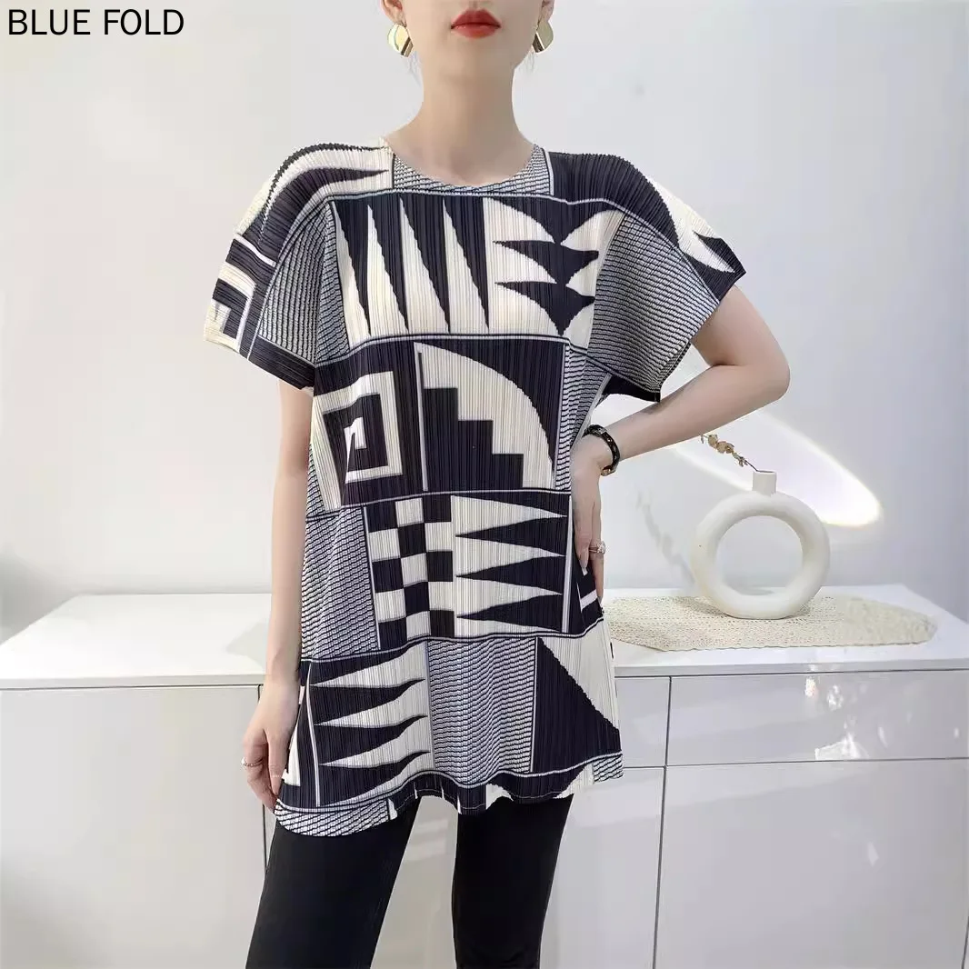 MIYAKE PLEATS Summer Pleated Tops for Women Comfortable Casual Loose T-shirts Round Neck Short Sleeves Oversize T-shirt