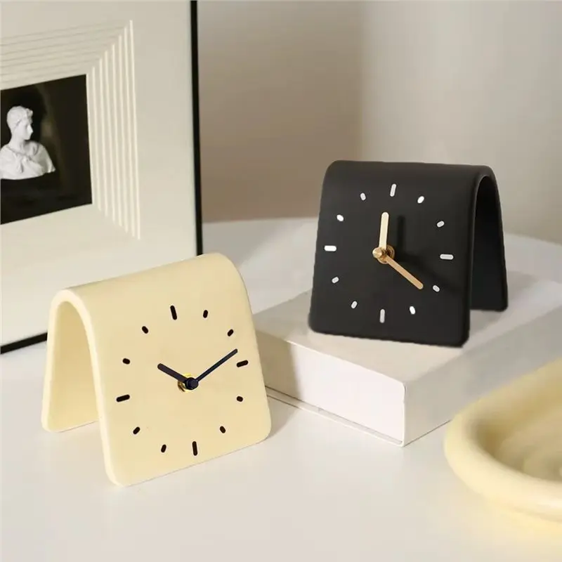 ABUI-Desktop Clock, Simple Decorative Ornament For Dormitory Living Room Bedside, 1PC
