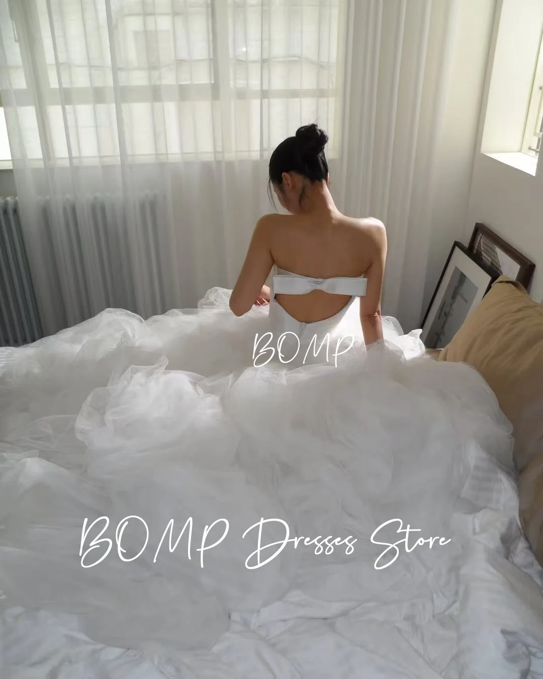 BOMP فستان زفاف الأميرة عاجي بدون حمالات مع فيونكة من الخلف تول سويب تراين كوريا صورة تبادل لاطلاق النار فستان استقبال الزفاف تخصيص