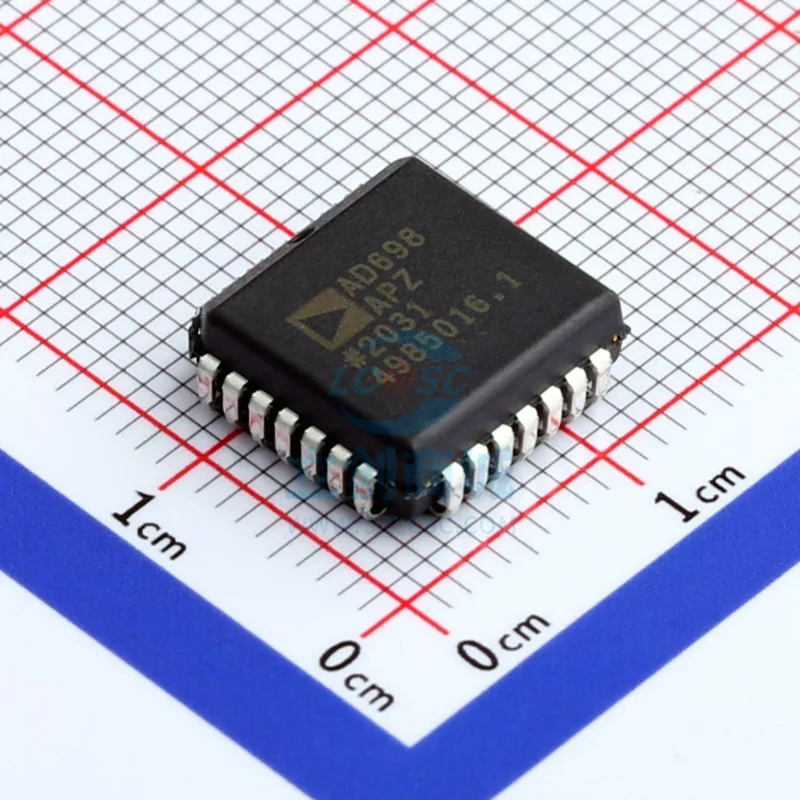 1-5PCS AD698APZ AD698AP AD698 IC LVDT SINAL COND 28-PLCC