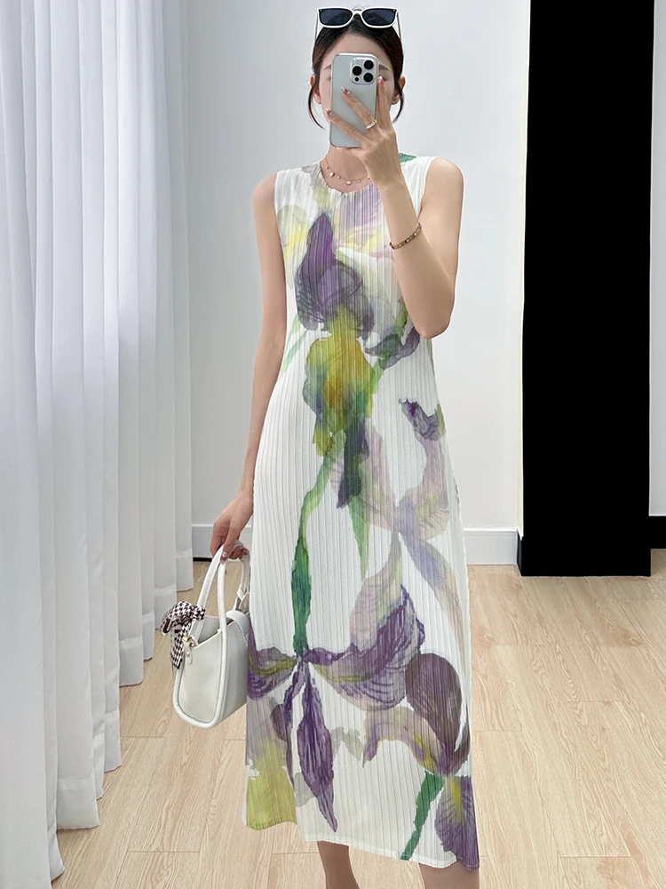 Elegant Long Printed Dress with Pleats Sleeveless Elastic Vest Style Polyester Fiber Commute Style Fashionable Summer Sunscre...