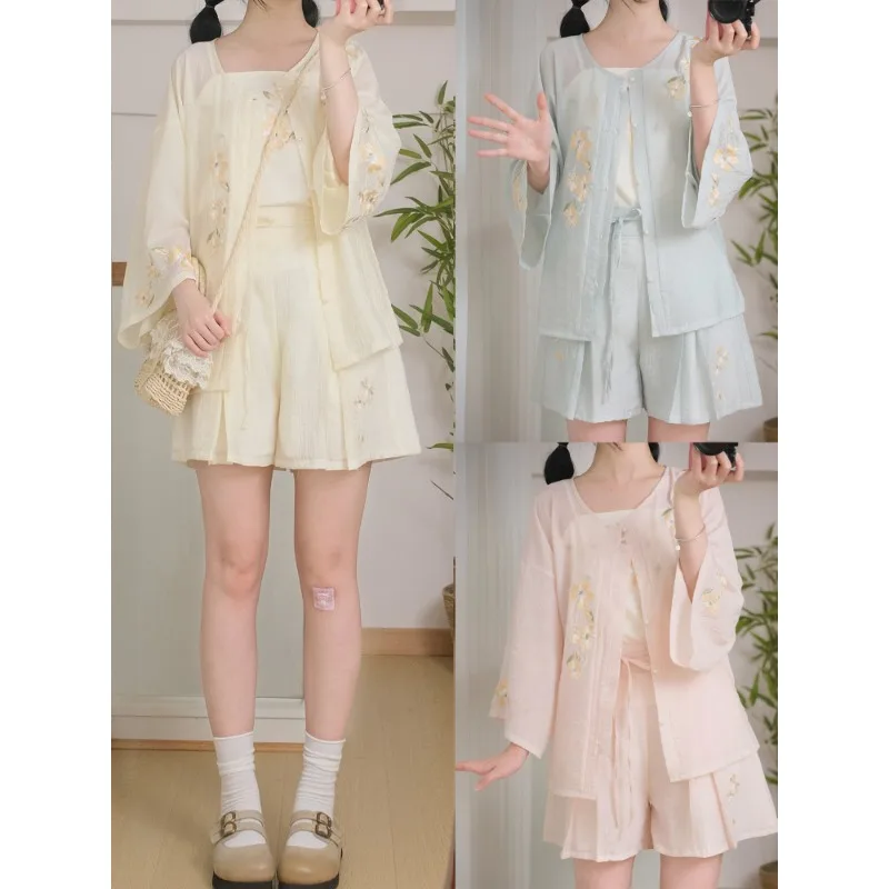 

Ming Style Hanfu Women Lapel Round Neck Shirt Embroidery Camisole Shorts Daily Set