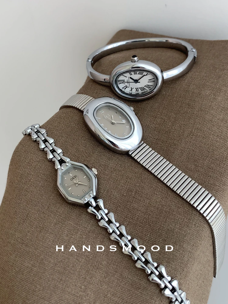 

New Women'S WristwatchDelicate StrapSmall Dial, Quartz Watch, Elegant And Stylish, Trendy Women'S Watch, A Great Gift For Women.