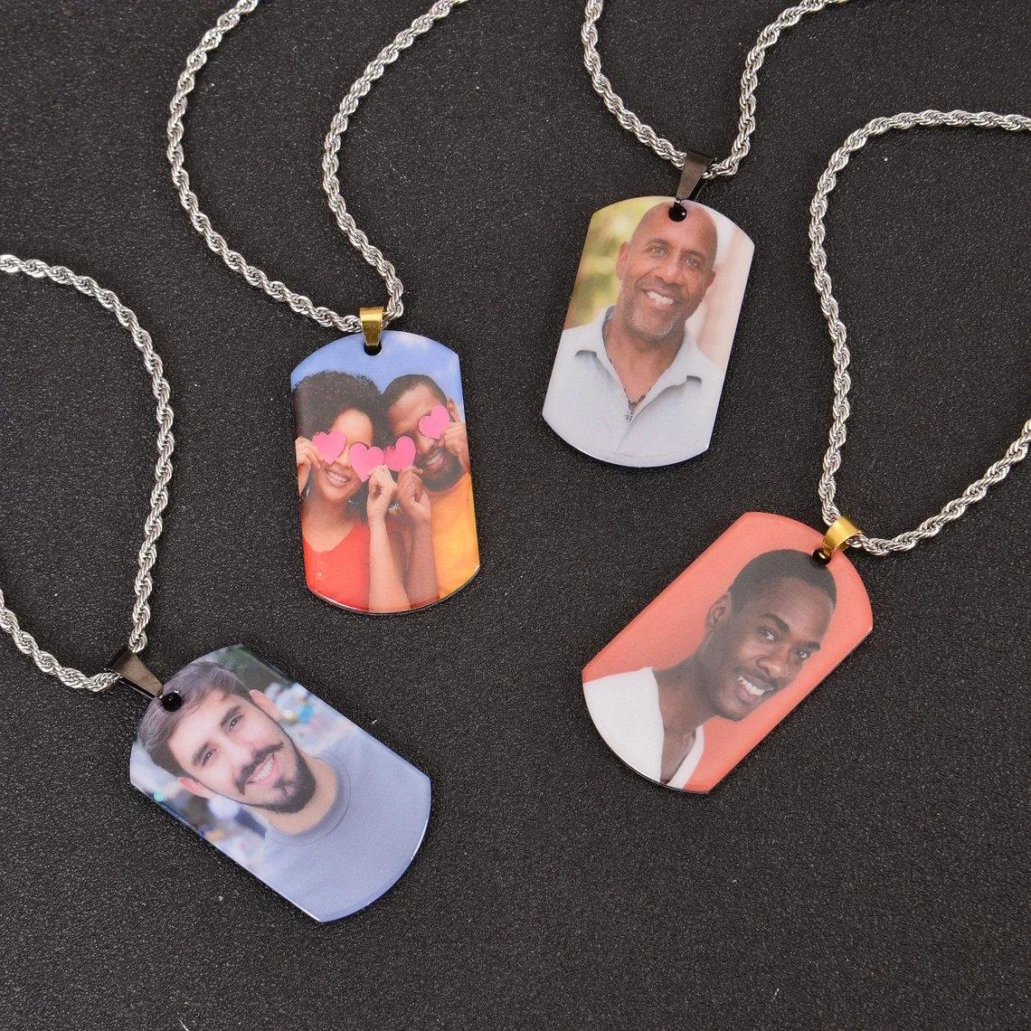 

Ожерелье с красочной фотографией и гравировкой на заказ для мужчин и женщин, персонализированное ожерелье из нержавеющей стали с поворотной цепочкой, рождественские украшения, подарок