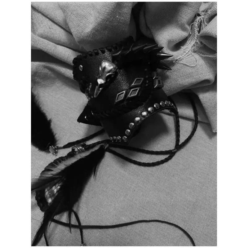 Dark Night Raven Dark Snake Pattern Visual Pioneer Customized Leather Bracelet Accessories