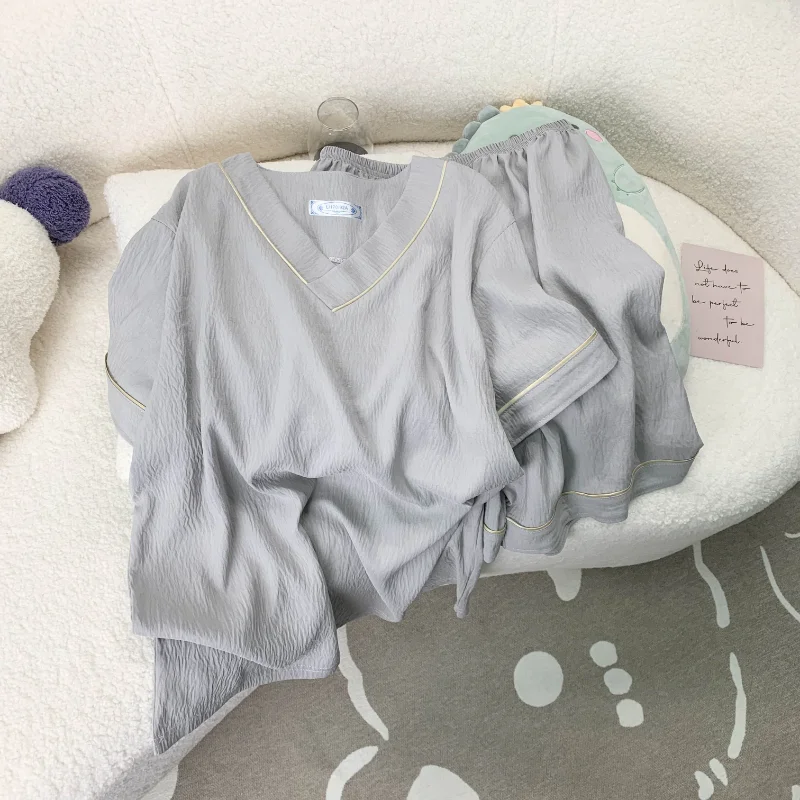 Novedad de verano 2025, pijamas cortos informales lisos para hombre, conjunto de pijamas sencillos de moda con cuello en V fino de estilo coreano para hombre